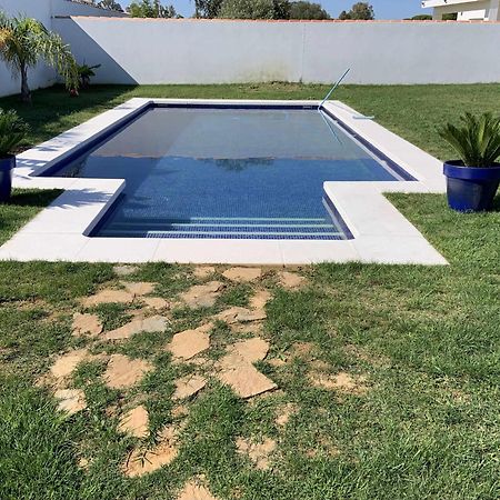 Las Casitas De La Barrosa Con Jardin Y Piscina شيكلانا دي لا فرونتيرا الغرفة الصورة